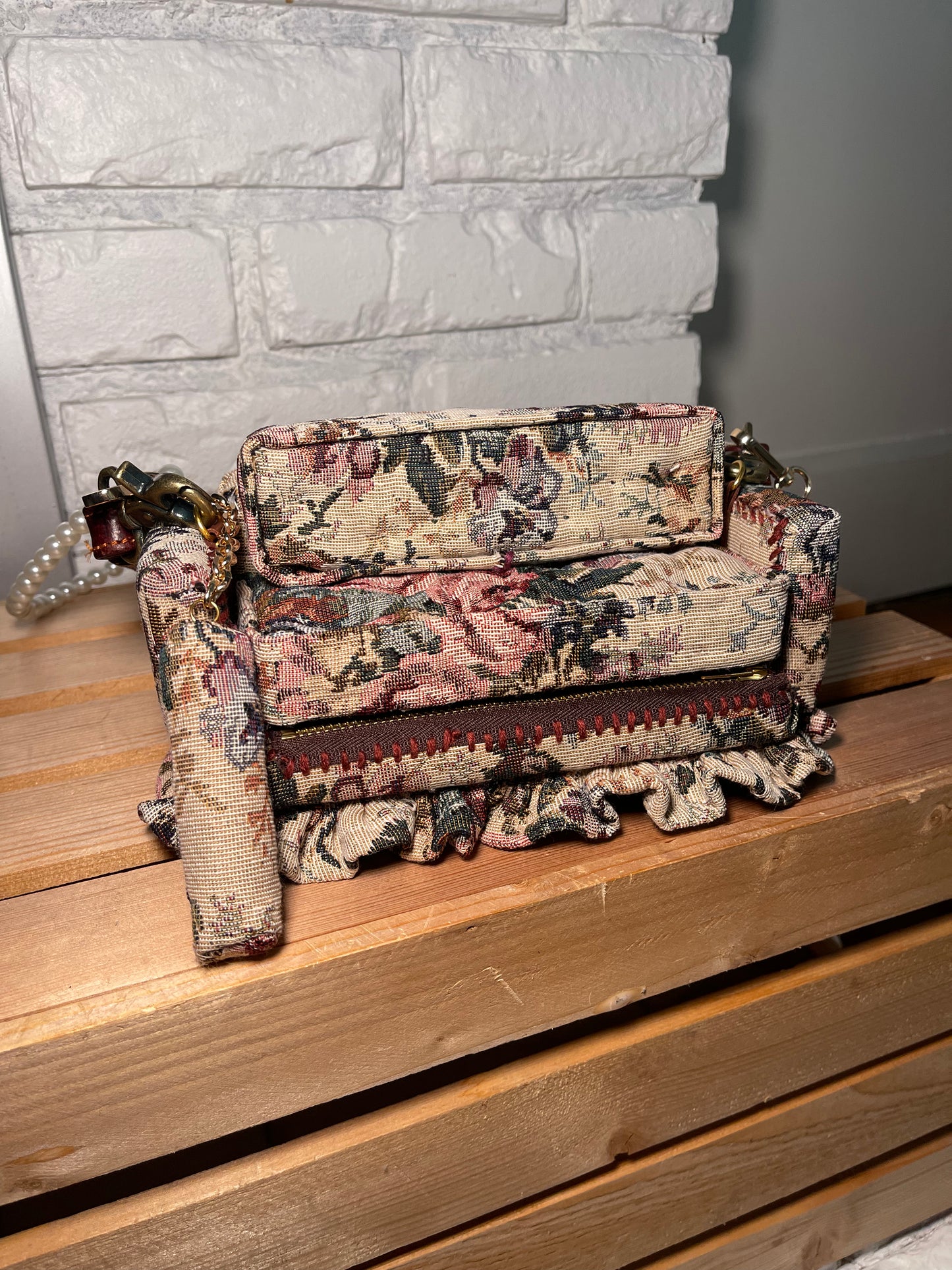 1 of 1 Grandma's Sofa Bag - Antique Rose